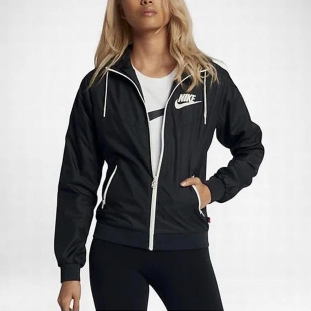 Nike Women's Black Windbreaker Jacket